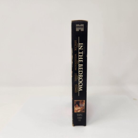 In The Bedroom VHS Movie 2001 Drama Sissy Spacek Tom Wilkinson (vhs) - Picture 3 of 7